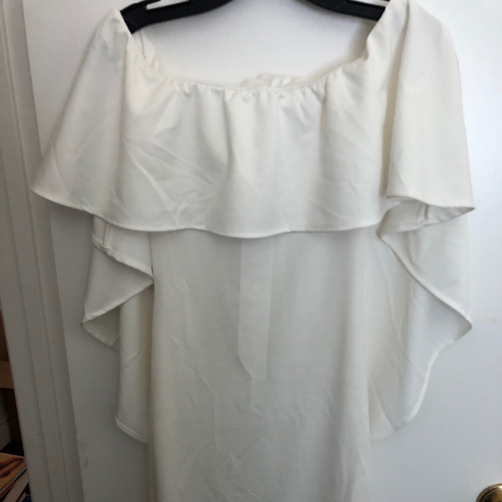 White off the shoulders cocktail dress